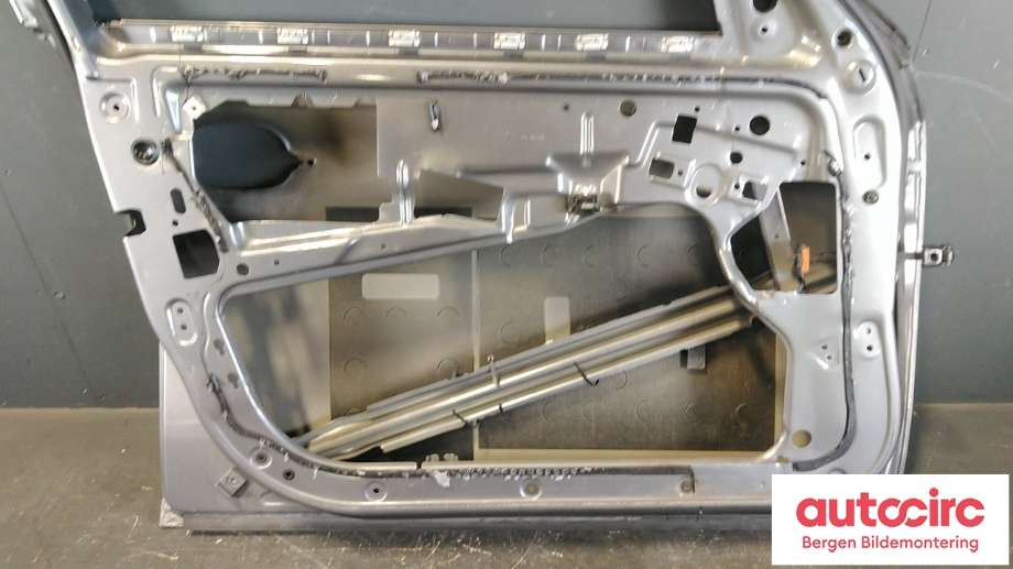 Dør venstre foran til BMW 5-Serie 2003-2010 (E60/E61) (E60/E61) (BMW|41 51 5 A2A 3A5|)