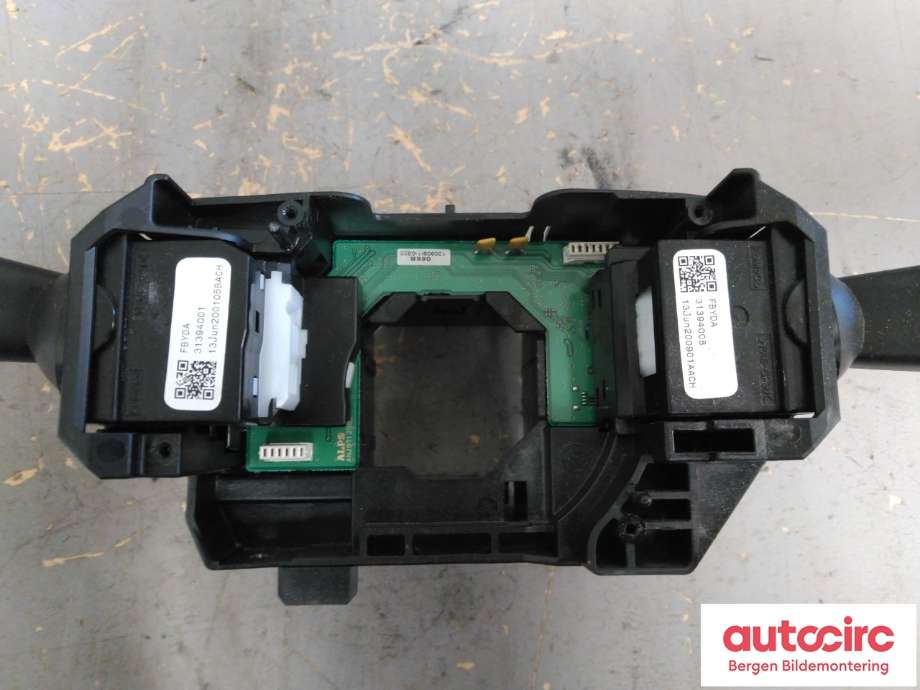 Bryter combi til Volvo V40 2012-2019 (VOLVO|31456042|31327904|31394001 31394008)