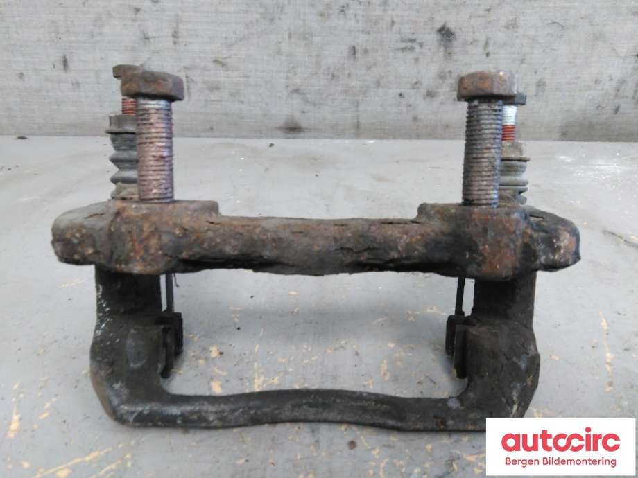 Bremsecaliper brakett til Mercedes E-Klasse 2009-2013 (Fase 1) (W212) (W212) (MERCEDES|A 204 421 09 94|)