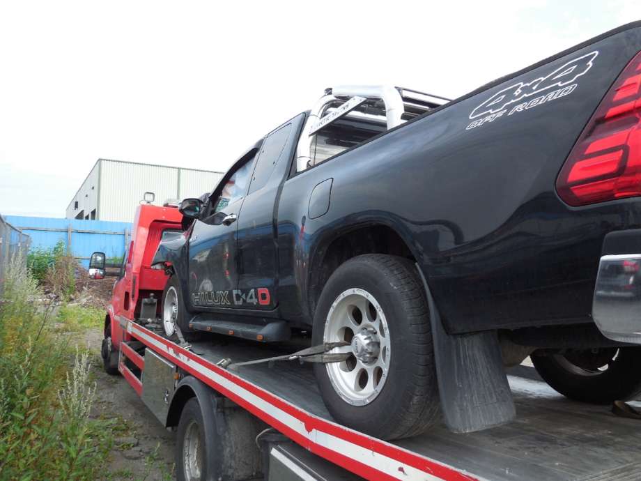 Toyota Hilux 2016-2020 , Motorkode: 2GD-FTV, Girkassekode: 6t man.