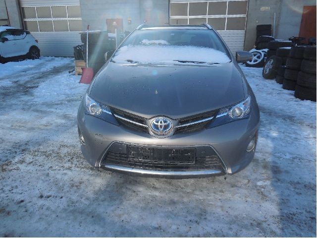 Toyota Auris 2013-2015 (Type II, Fase 1) , Motorkode: 2ZR-FXE, Girkassekode: 3090047064