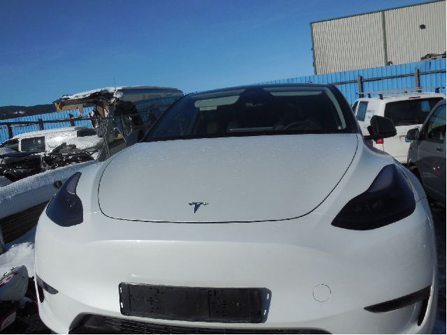 Tesla Model Y, 2021-2024 (Type I)  delebil , Motorkode: 3DU