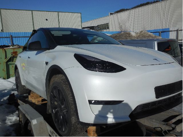 Tesla Model Y 2021-2024 (Type I) delebil , Motorkode: 3DU, Girkassekode: 