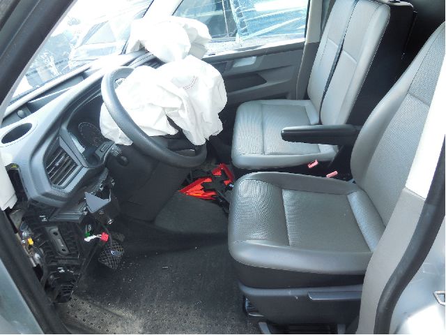 VW Transporter / Caravelle 2019-->> (T6.1) (T6.1), Motorkode: DNAA, Girkassekode: 
