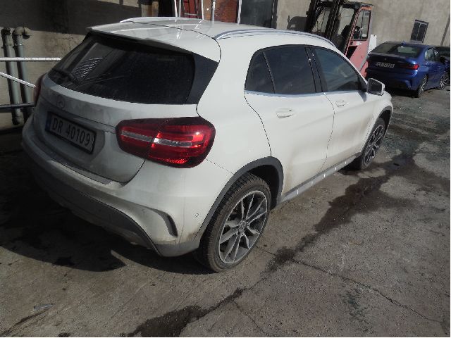 Mercedes GLA 2014-2020 (X156) (X156), Motorkode: M270.910, Girkassekode: 