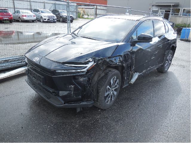 Toyota bZ4X, 2022->>  delebil , Motorkode: 2XM/3XM