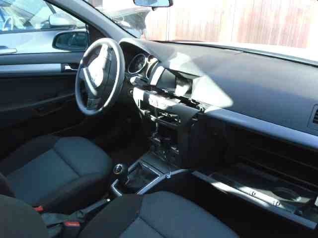 Opel Astra H 2004-2009 , Motorkode: , Girkassekode: 