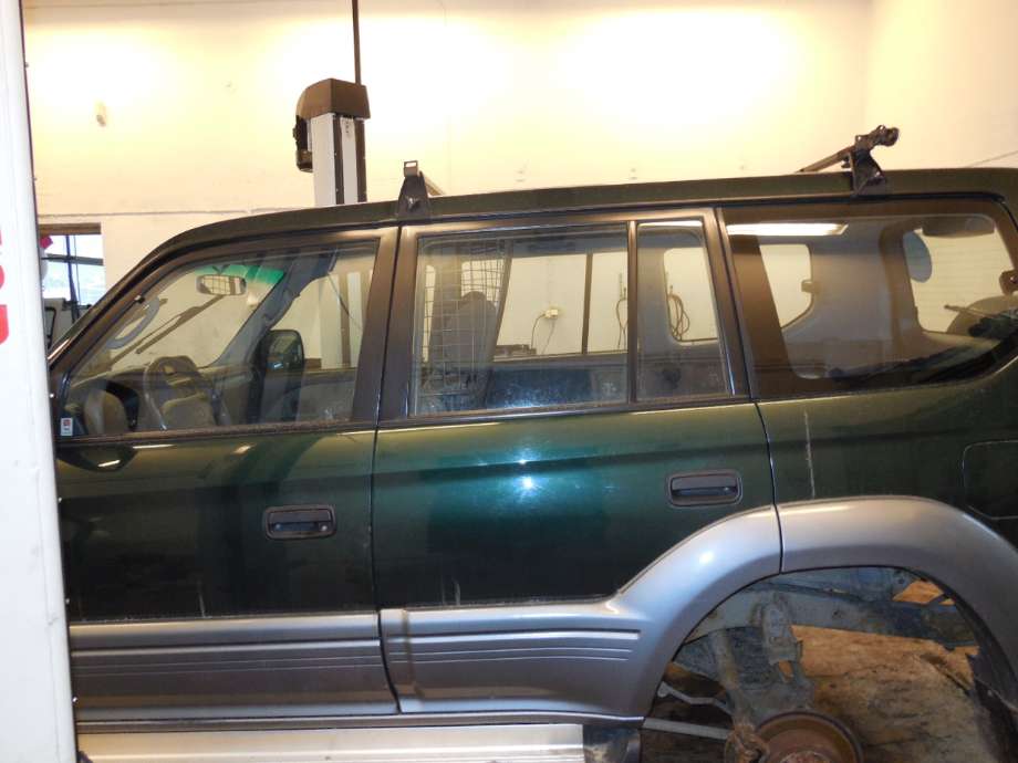 Toyota Land Cruiser 90 1996-2002 delebil , Motorkode: 1KD FTV, Girkassekode: 