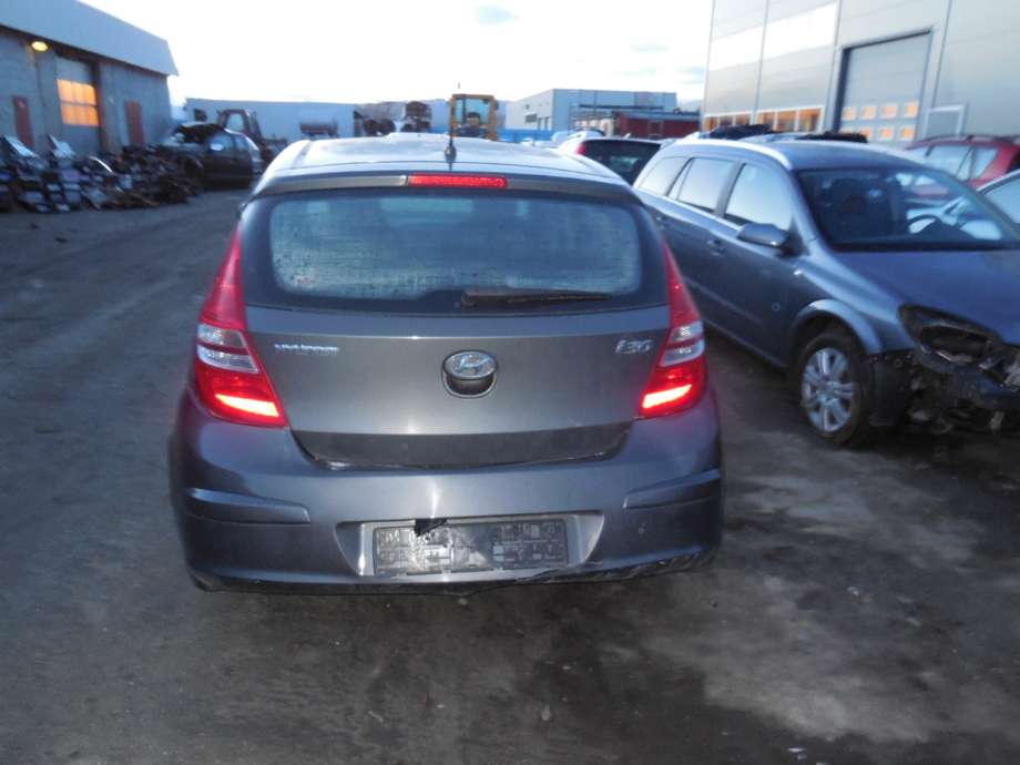 Hyundai i30 2007-2012 (Type I) , Motorkode: 1;4i, Girkassekode: