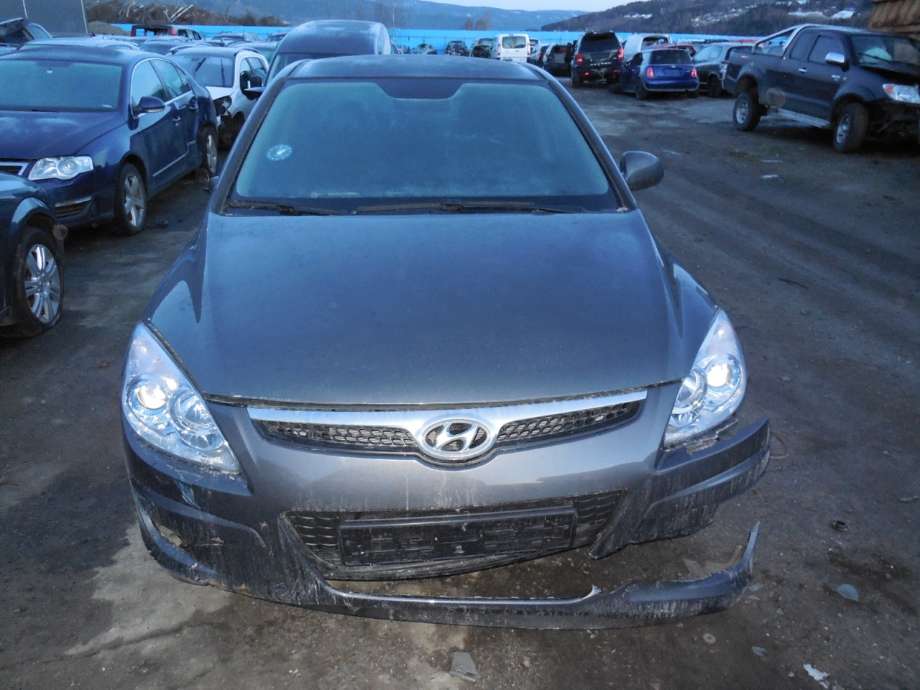 Hyundai i30 2007-2012 (Type I) , Motorkode: 1;4i, Girkassekode: