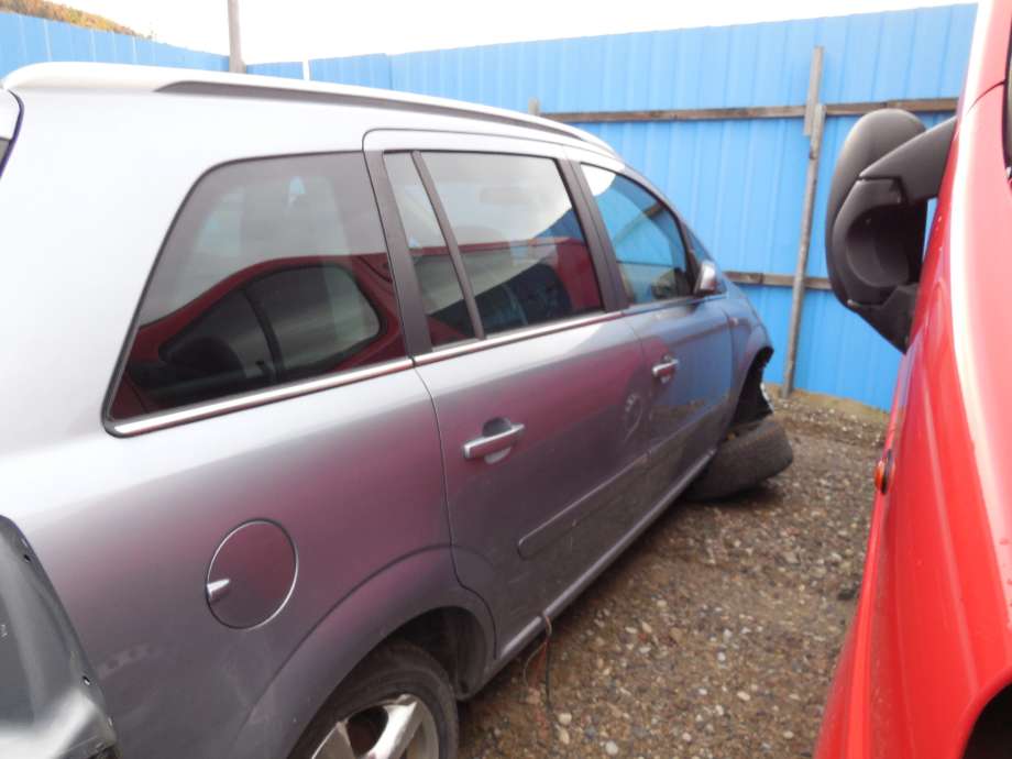 Opel Zafira B 2005-2011 , Motorkode: Z19DTL, Girkassekode: 
