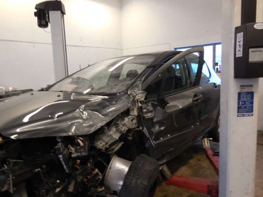 Peugeot 308 2007-2011 (Type I, Fase 1) , Motorkode: rh01;RHR, Girkassekode: