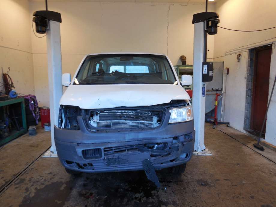 VW Transporter / Caravelle 2003-2009 (Fase 1) (T5) (T5), Motorkode: AXB, Girkassekode: 5t mann