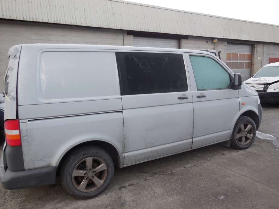 VW Transporter / Caravelle 2003-2009 (Fase 1) (T5) (T5), Motorkode: AXD;BNZ, Girkassekode: 6t