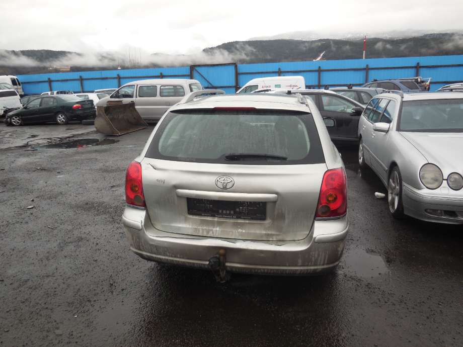 Toyota Avensis 2003-2008 (Type II) , Motorkode: 1CD-FTV, Girkassekode: 5t mann