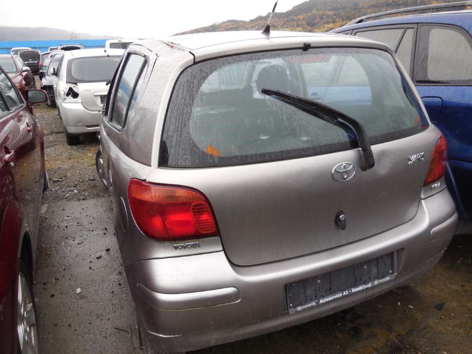 Toyota Yaris 2003-2005 (Type I, Fase 2) , Motorkode: 1SZ-FE, Girkassekode: 5t man