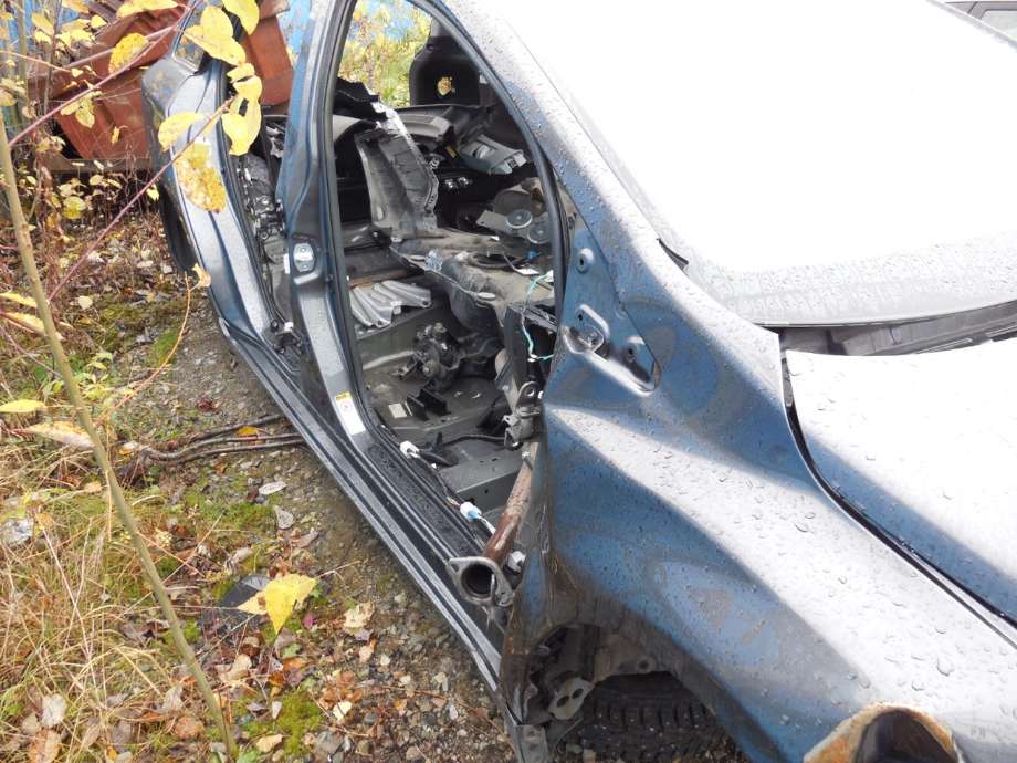 Toyota Avensis 2009-2015 (Type III, Fase 1) , Motorkode: 2ZR-FAE, Girkassekode: 