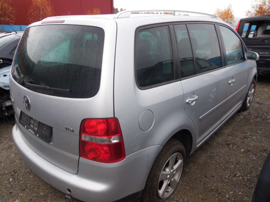 VW Touran 2003-2006 (Type I, Fase 1) , Motorkode: BKC, Girkassekode: GQN