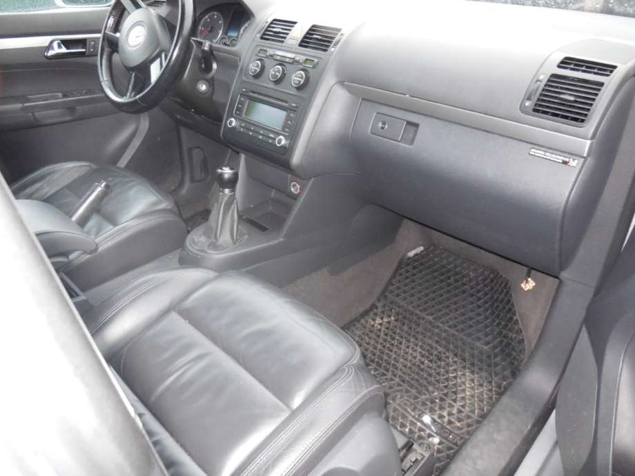 VW Touran 2003-2006 (Type I, Fase 1) , Motorkode: BKC, Girkassekode: GQN