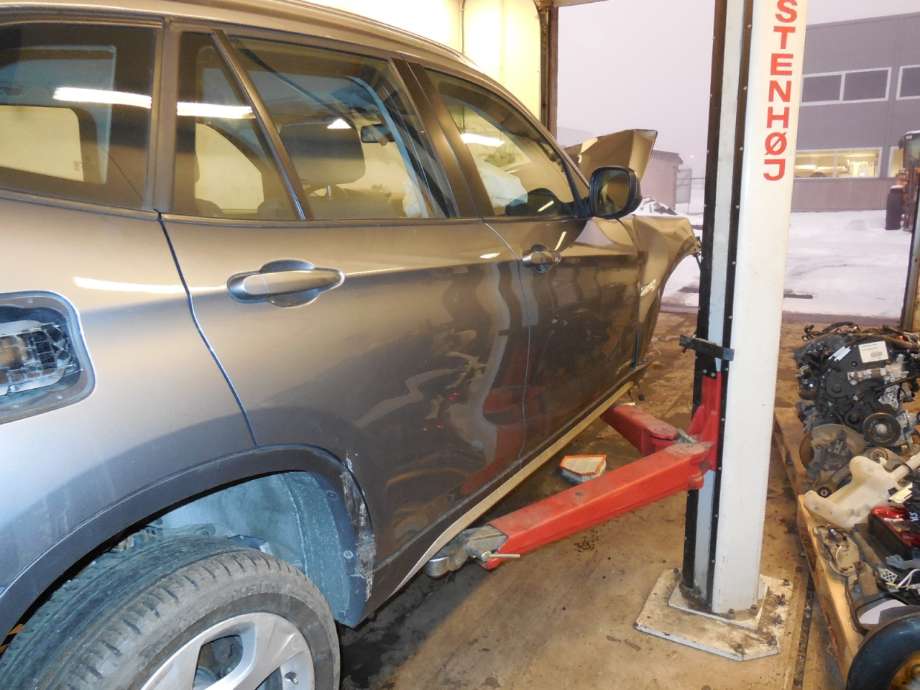 BMW X1 2009-2015 (E84) (E84), Motorkode: N47-D20C, Girkassekode: 