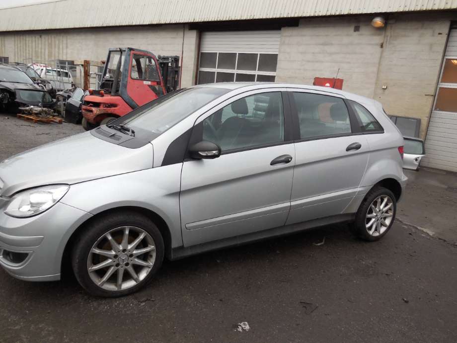 Mercedes B-Klasse 2005-2008 (Fase 1) (W245) (W245), Motorkode: OM640.940, Girkassekode: