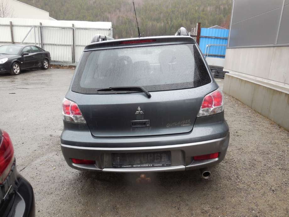 Mitsubishi Outlander 2003-2006 (Type I) , Motorkode: 4G69, Girkassekode: