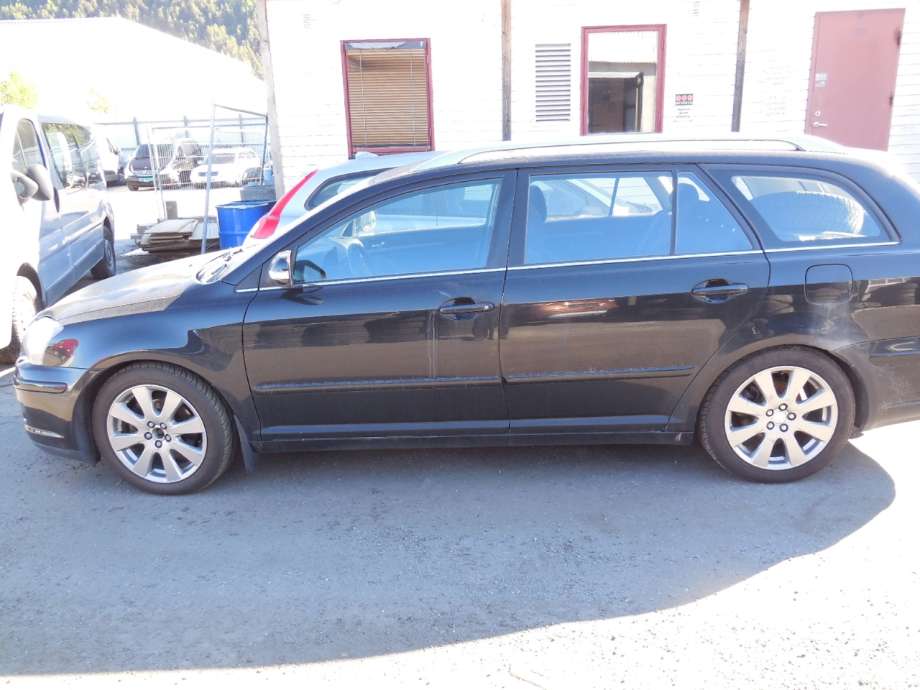 Toyota Avensis 2003-2008 (Type II) , Motorkode: 1AD-FTV, Girkassekode: 6t mann