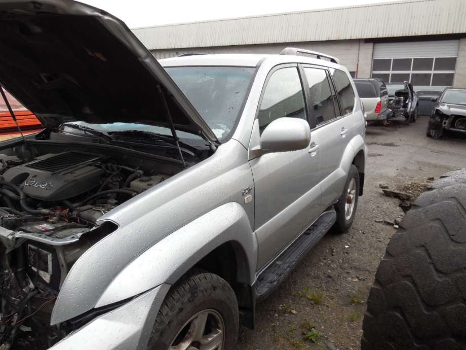 Toyota Land Cruiser 120 2002-2009 , Motorkode: 1KD-FTV, Girkassekode: aut.