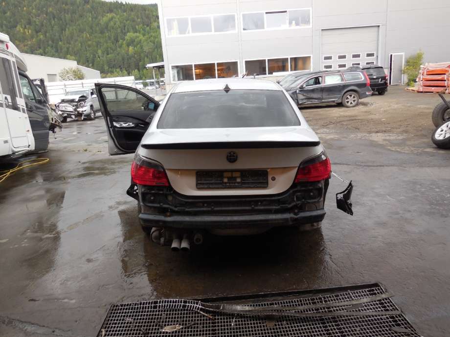 BMW 5-Serie 2003-2010 (E60/E61) (E60/E61), Motorkode: M57-TUD25, Girkassekode: