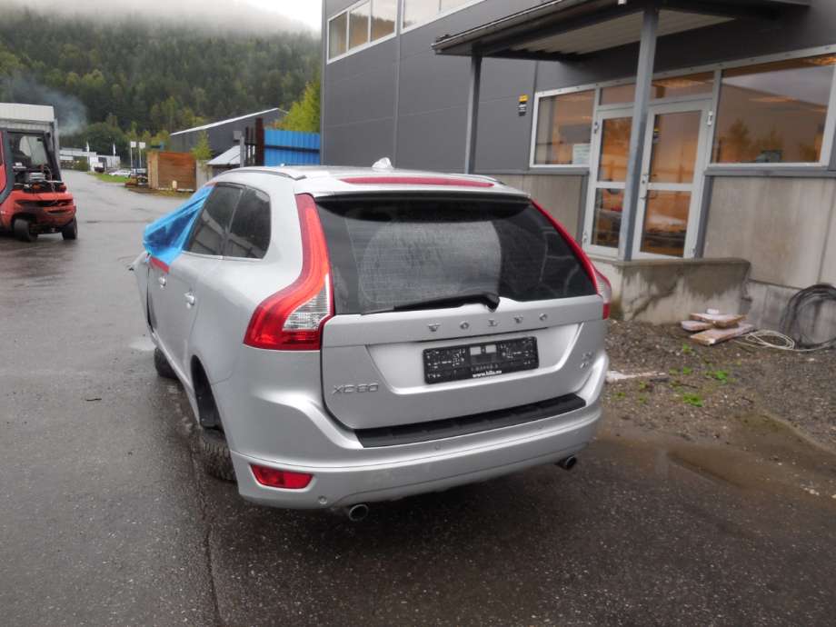 Volvo XC60 2008-2013 (Type I, Fase 1) , Motorkode: D5244T10, Girkassekode: