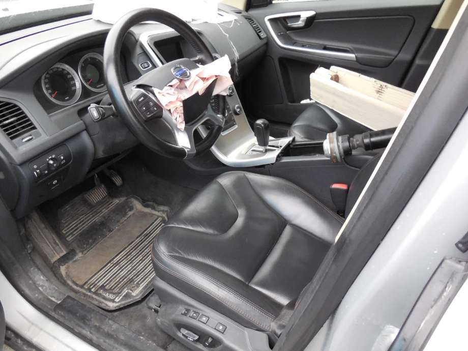 Volvo XC60 2008-2013 (Type I, Fase 1) , Motorkode: D5244T10, Girkassekode:
