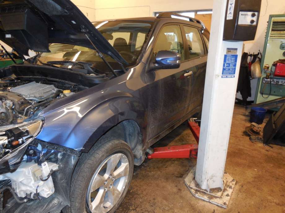 Subaru Forester 2008-2013 (Type III) , Motorkode: EE20, Girkassekode: 6t man.