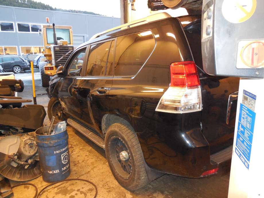 Toyota Land Cruiser 150 2010-2013 (Fase 1) , Motorkode: 1KD-FTV, Girkassekode: 
