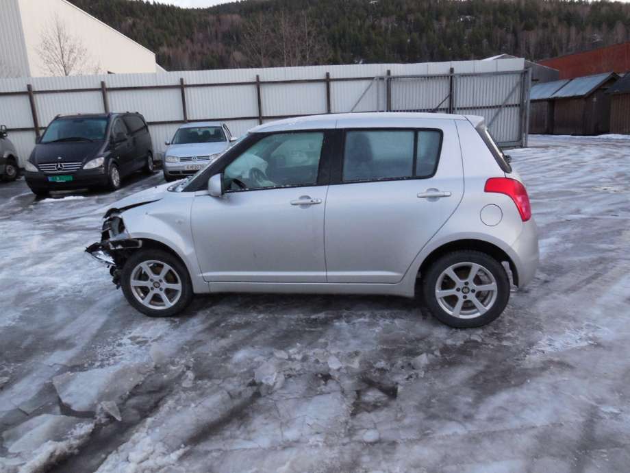 Suzuki Swift 2005-2010 , Motorkode: M13A, Girkassekode: