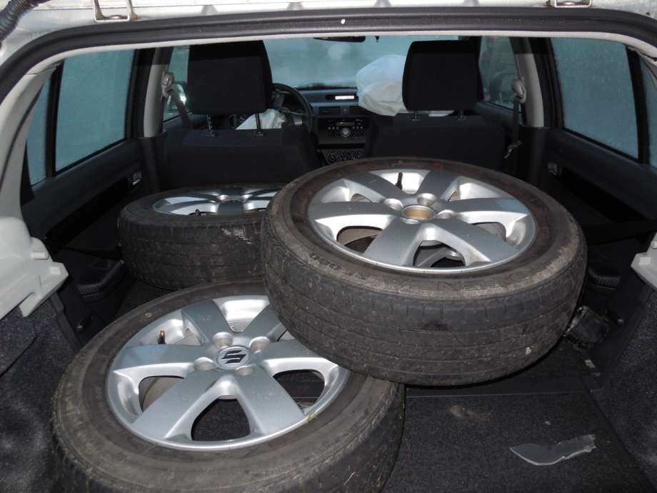 Suzuki Swift 2005-2010 , Motorkode: M13A, Girkassekode: