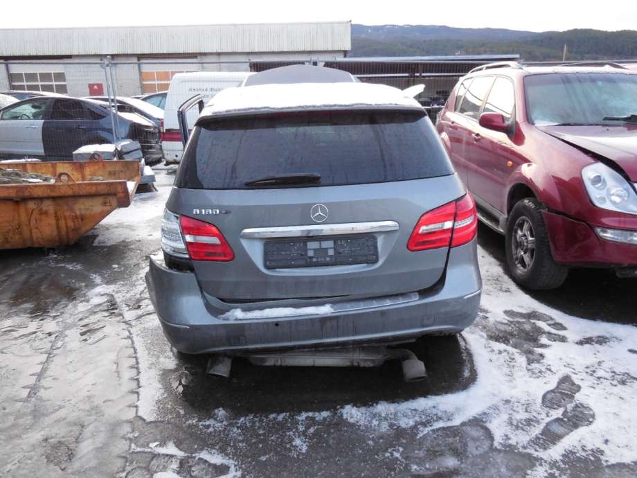 Mercedes B-Klasse 2011-2018 (W246) (W246), Motorkode: M270.910, Girkassekode: 