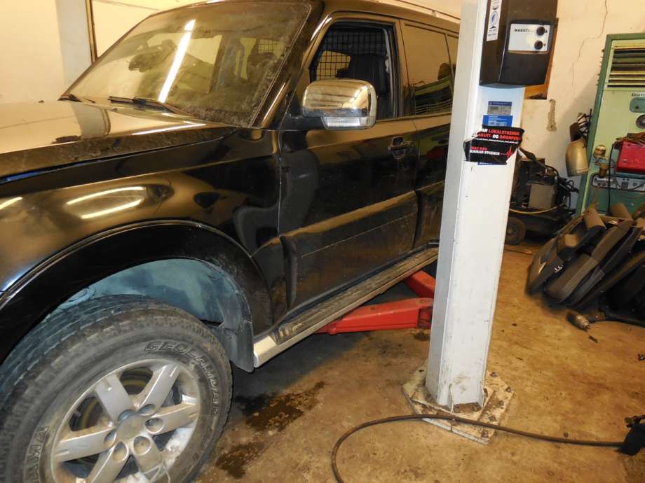 Mitsubishi Pajero 2007-2016 (Type IV, Fase 1) , Motorkode: 4M41, Girkassekode: 