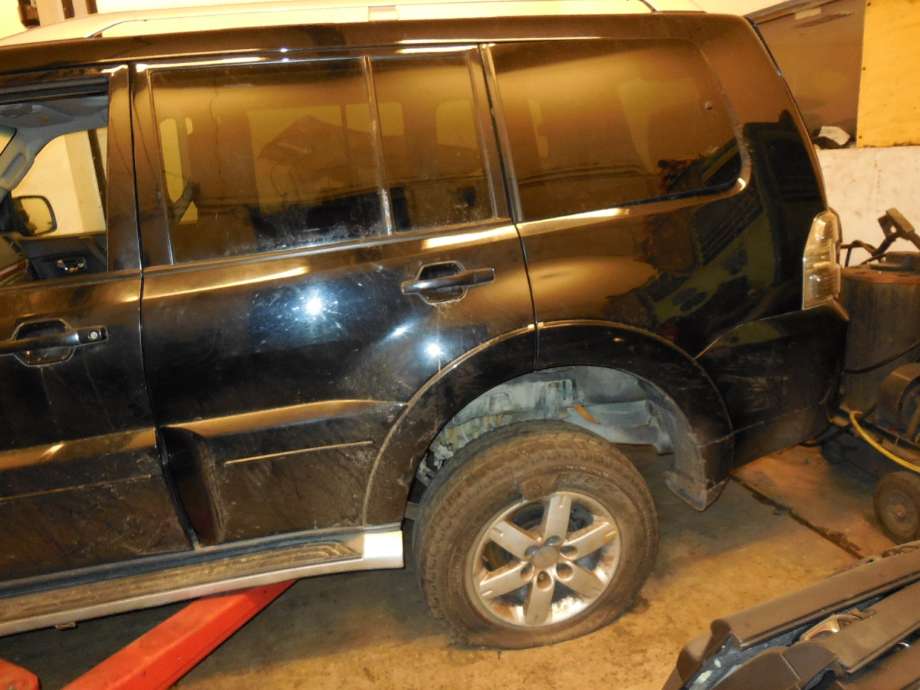 Mitsubishi Pajero 2007-2016 (Type IV, Fase 1) , Motorkode: 4M41, Girkassekode: 