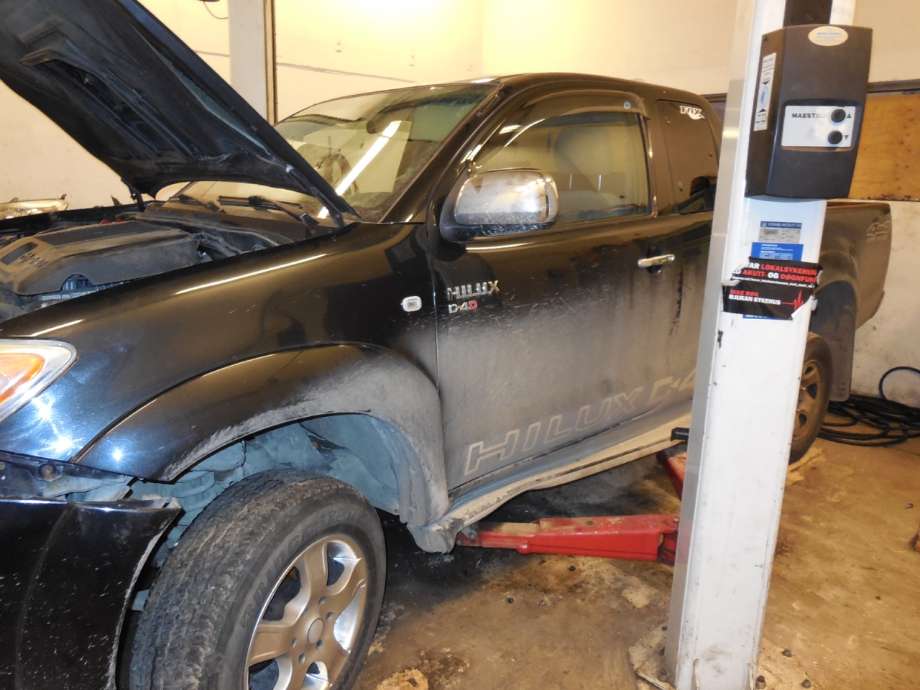 Toyota Hilux 2006-2011 , Motorkode: 2KD-FTV, Girkassekode:
