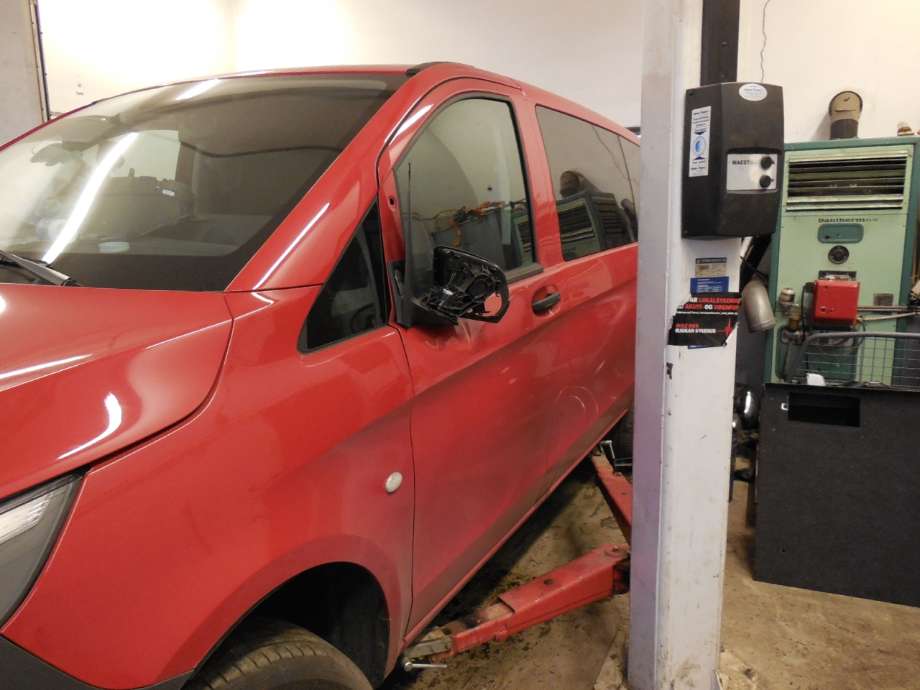 Mercedes Vito 2014-->> (W447) (W447), Motorkode: OM651.950, Girkassekode: aut