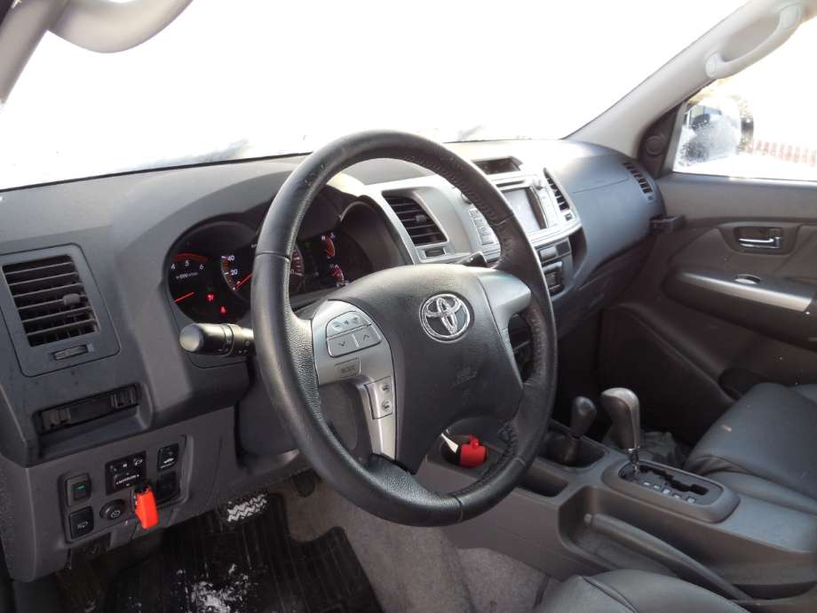 Toyota Hilux 2012-2016 , Motorkode: 1KD-FTV, Girkassekode: 