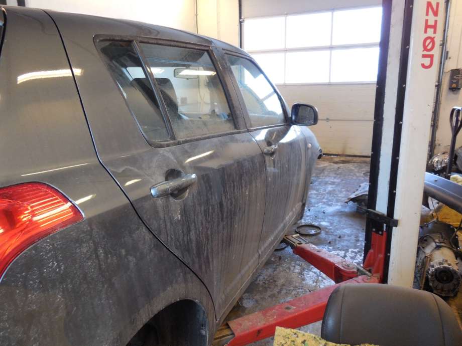Suzuki Swift 2005-2010 , Motorkode: M13A, Girkassekode: