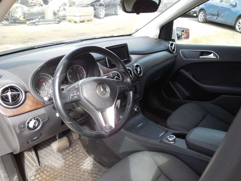 Mercedes B-Klasse 2011-2018 (W246) (W246), Motorkode: OM651.901, Girkassekode: 