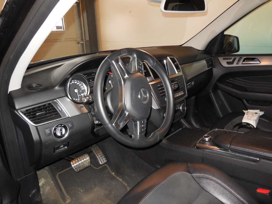 Mercedes ML 2011-2015 (Fase 1) (W166) (W166), Motorkode: OM642.826, Girkassekode: 