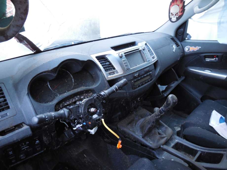 Toyota Hilux 2012-2016 , Motorkode: 2KD-FTV, Girkassekode: 
