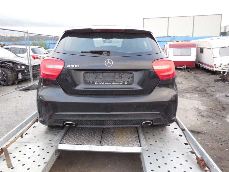 Mercedes A-Klasse 2012-2018 (W176) (W176), Motorkode: M270.910, Girkassekode: 