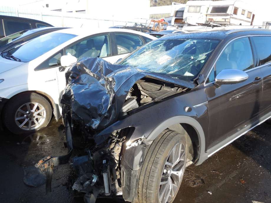 VW Passat 2015-2019 (Fase 1) (B8) (B8), Motorkode: CUAA, Girkassekode: 