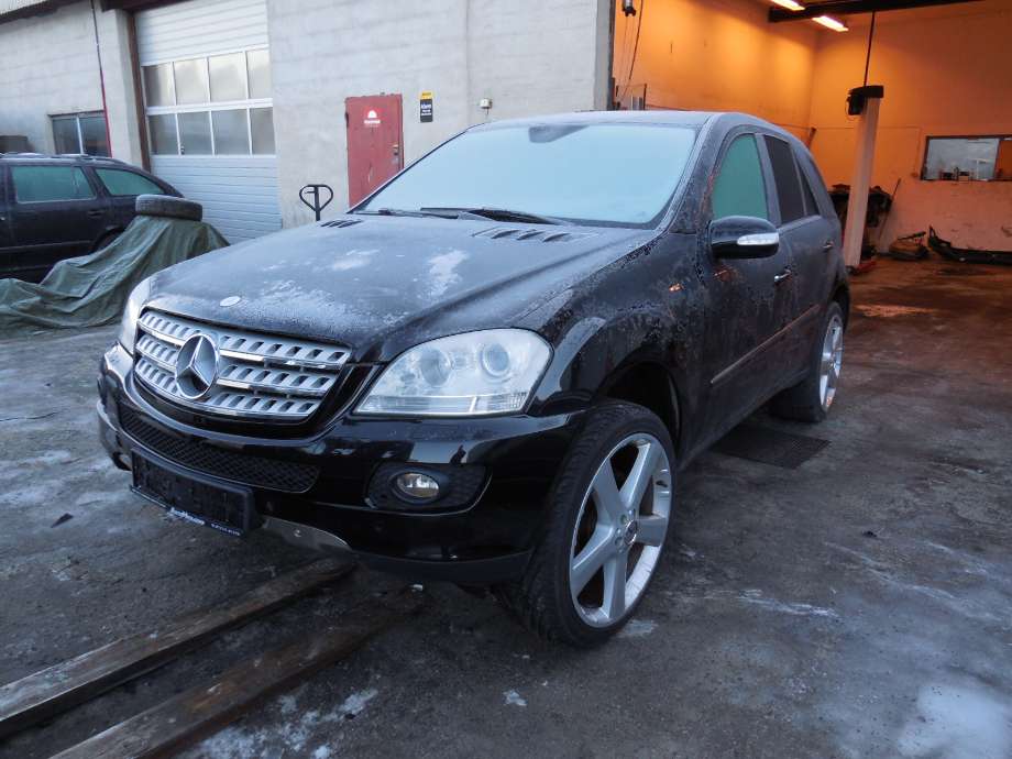 Mercedes ML 2005-2011 (W164) (W164), Motorkode: OM642.940, Girkassekode: 