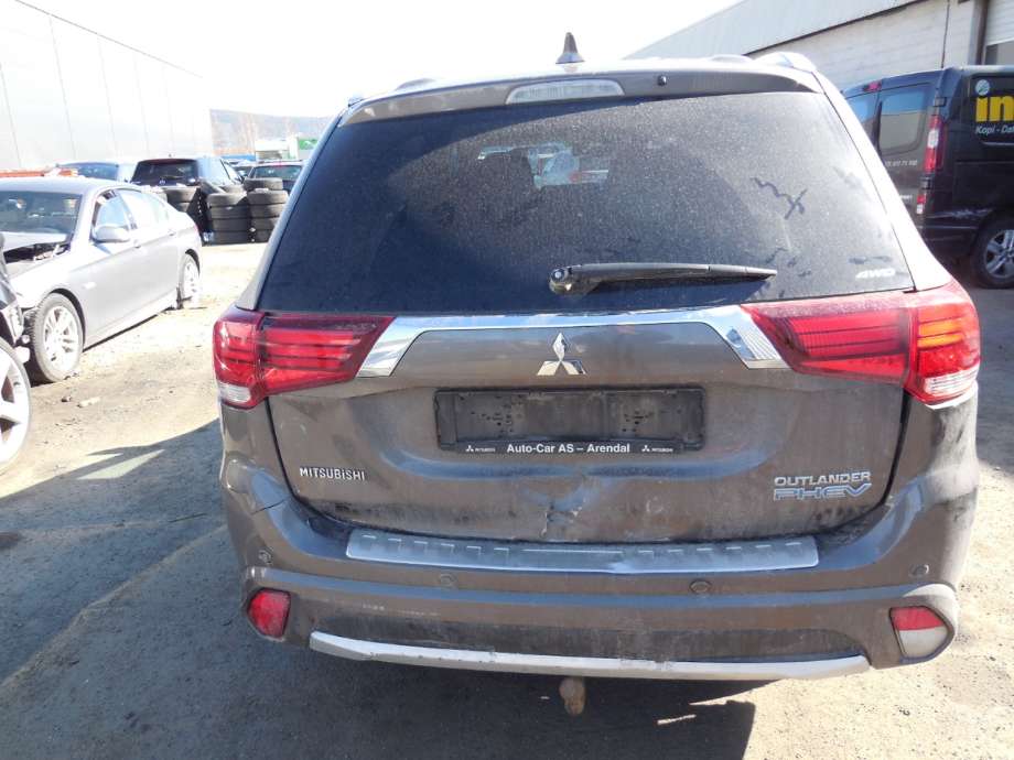 Mitsubishi Outlander 2015-->> (Type III, Fase 2) , Motorkode: 4B11, Girkassekode: 