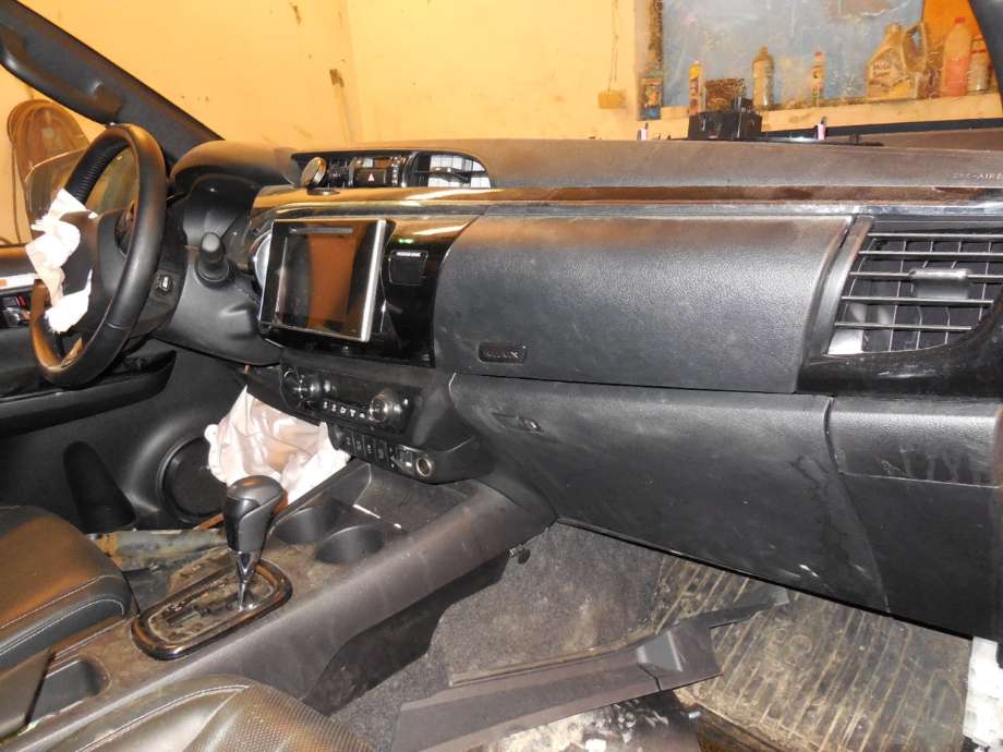 Toyota Hilux 2016-2020 , Motorkode: 2GD-FTV, Girkassekode:
